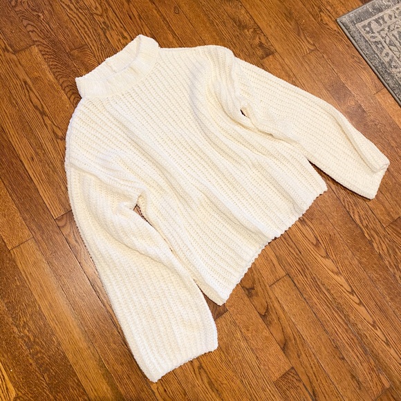 Express Sweaters - Express white knit cold shoulder sweater